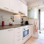 En S'agaró: 4 Habitaciones, Cerca De La Playa - Es-298-13 Apartamento *