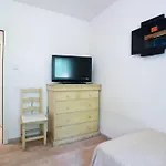 Apartamento En S'agaró: 4 Habitaciones, Cerca De La Playa - Es-298-13 *