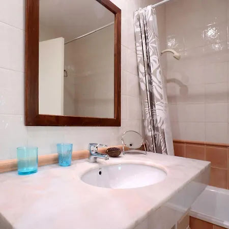 En S'agaró: 4 Habitaciones, Cerca De La Playa - Es-298-13 *